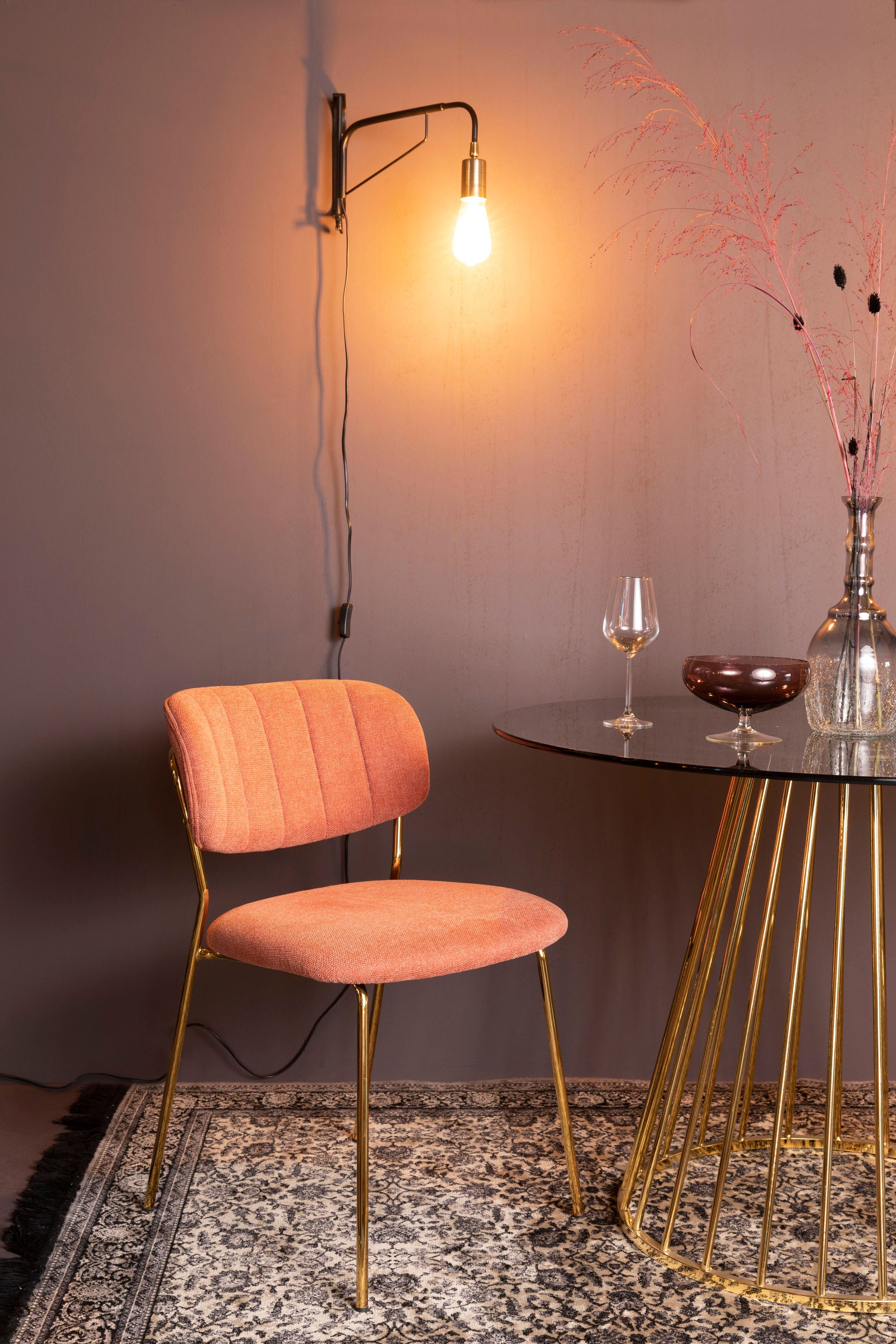 Lasse Arc Black Wall Light